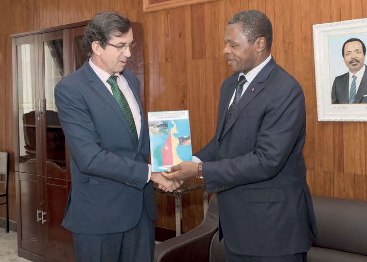 Régions anglophones: la France soutient le plan d’urgence humanitaire