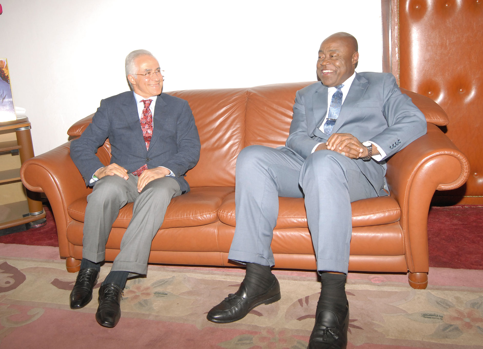 Sport – CAN 2019 : Le Ministre des Sports reçoit un opérateur économique turc