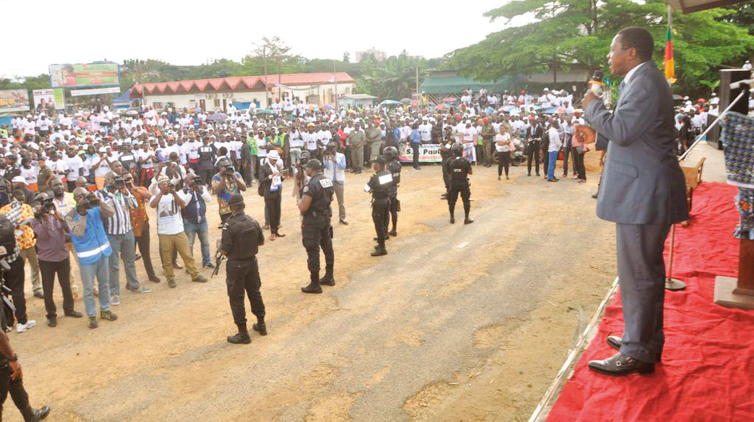 Présidentielle 2018 : les conducteurs de motos-taxis derrière Paul Biya