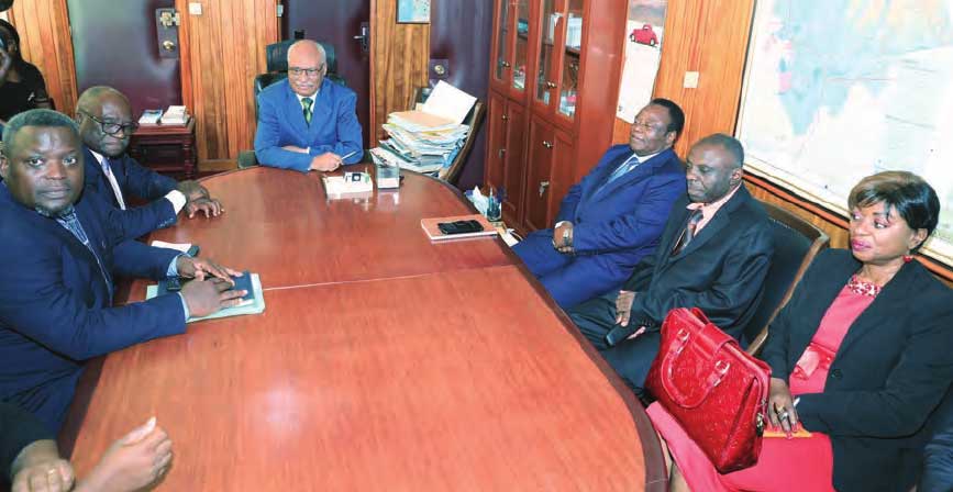 Justice : Le nouveau bâtonnier Me TCHAKOUTE reçu par Laurent ESSO et la Cour Suprême