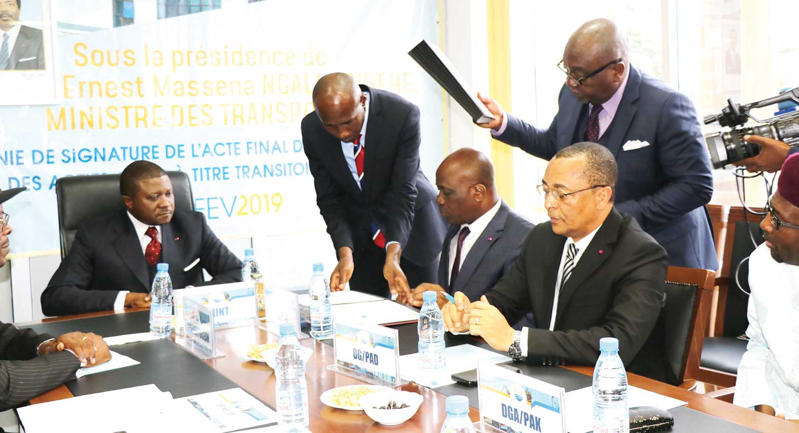 Ports de Kribi et Douala : Le Ministre des transports prescrit la coopération