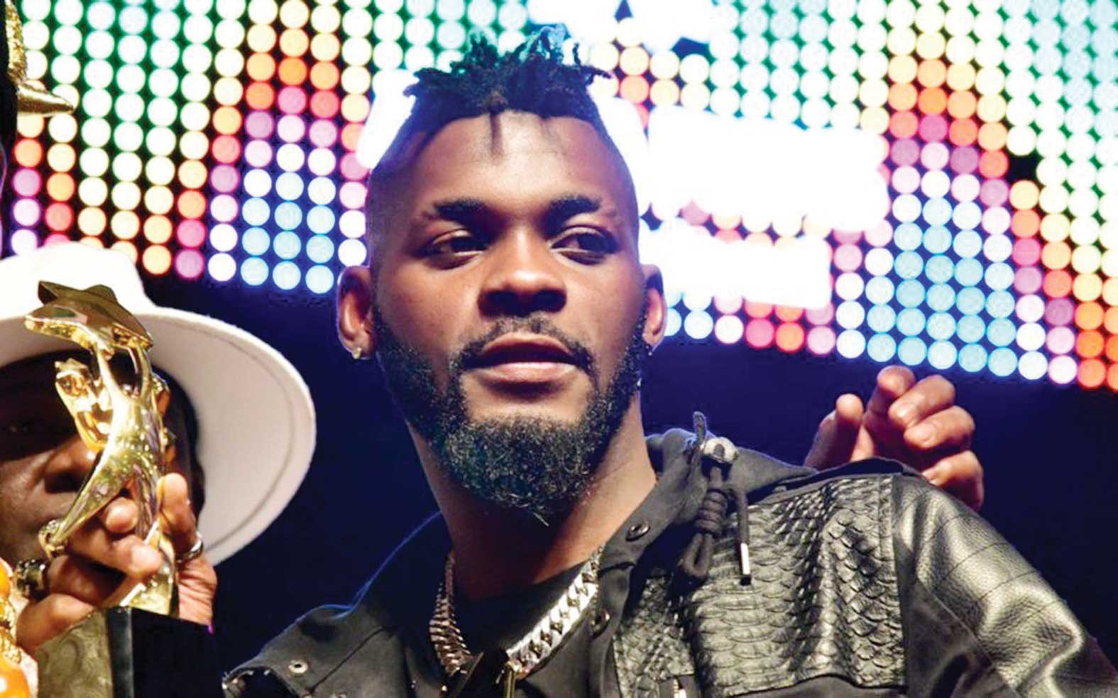 DJ Arafat : l’étoile filante range son micro