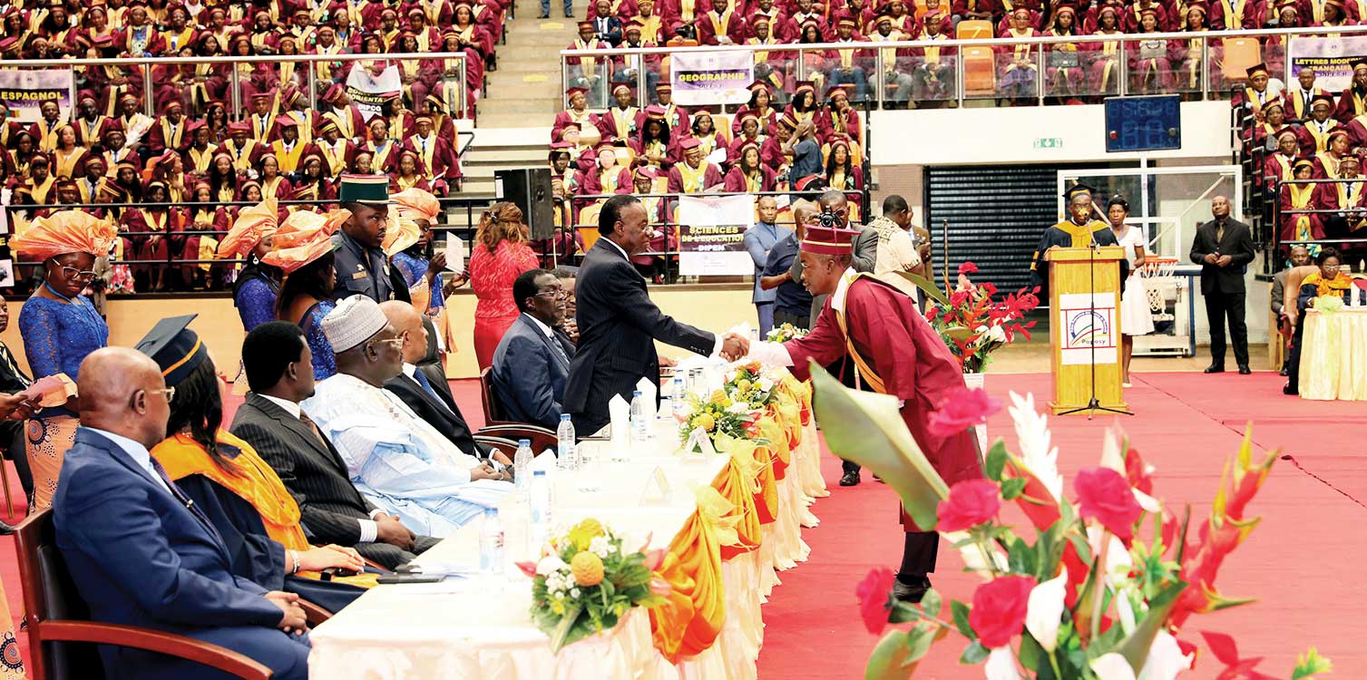 Ecole normale supérieure de Yaoundé : 1088 nouveaux enseignants sur le terrain