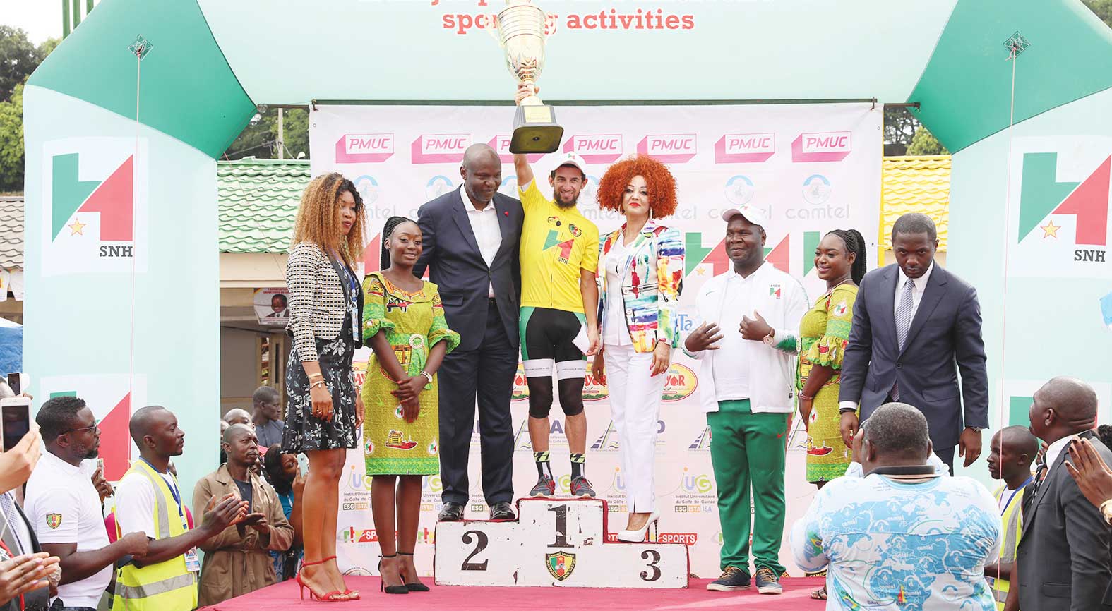 Grand Prix cycliste Chantal Biya : La First Lady à la ligne d’arrivée !