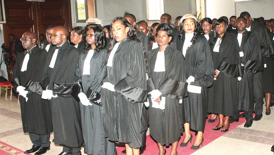 Barreau du Cameroun : le Bâtonnier réprouve le mauvais usage de la robe