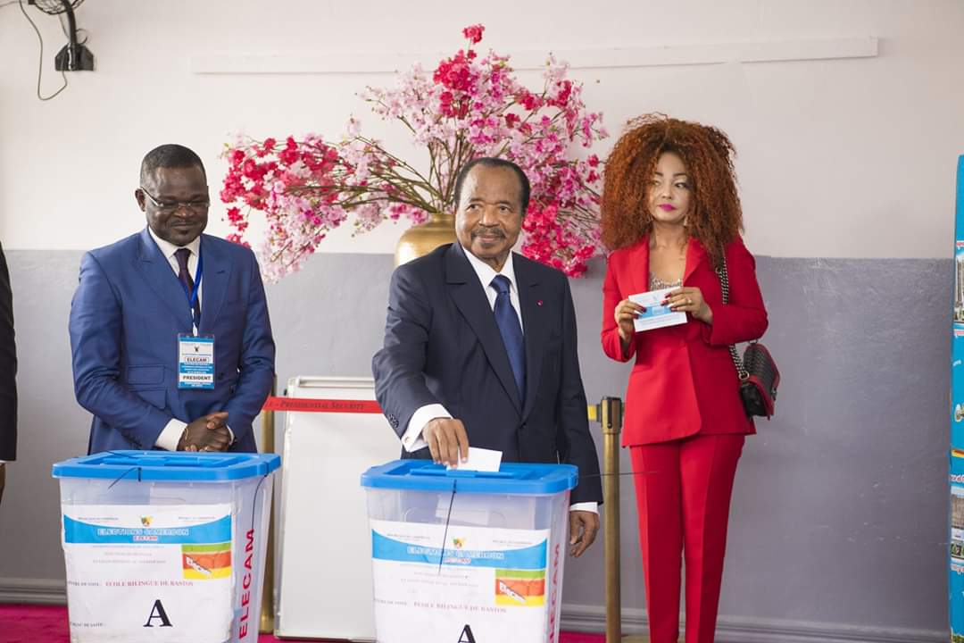 Triomphe de la démocratie : Paul Biya a voté pour les municipales et législatives