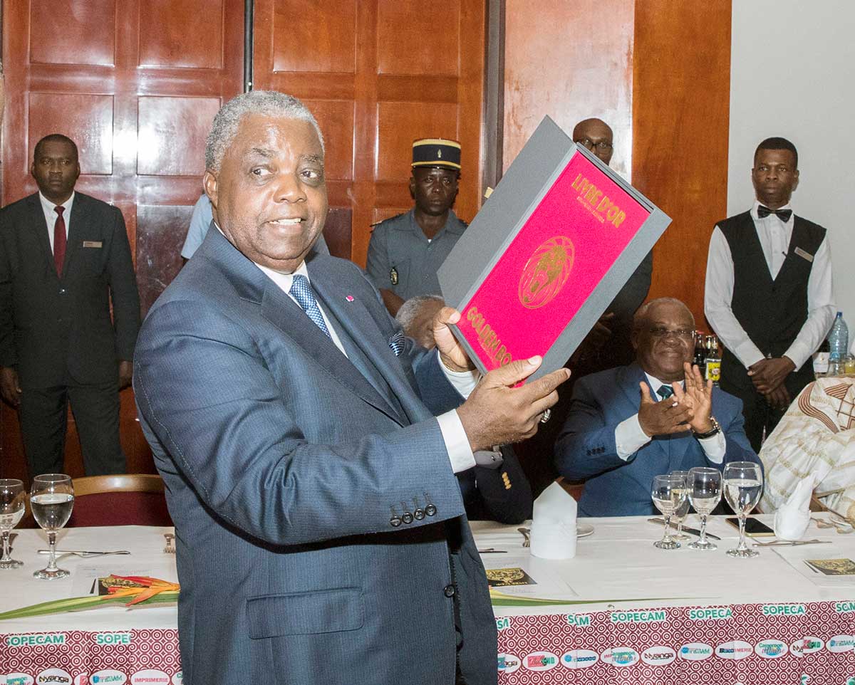 Inédit: Un livre d’or pour le football camerounais