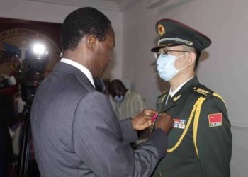 Coopération Cameroun-Chine: Paul Biya honore le colonel-major Chai Xiaojiang