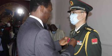 Coopération Cameroun-Chine: Paul Biya honore le colonel-major Chai Xiaojiang