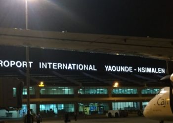 Salaires fictifs au MINFI : Hubert Abena appréhendé à l’aéroport de Yaoundé-Nsimalen