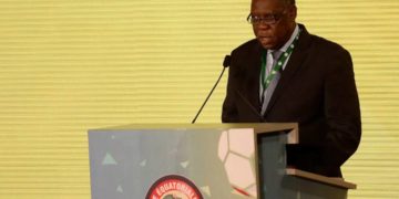 Issa Hayatou: Président d’honneur de la CAF