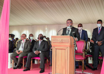 Direction générale des Impôts: Le PM félicite Modeste Mopa Fatoing