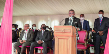 Direction générale des Impôts: Le PM félicite Modeste Mopa Fatoing