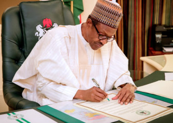 Nigeria: Muhammadu Buhari limoge le chef de la police