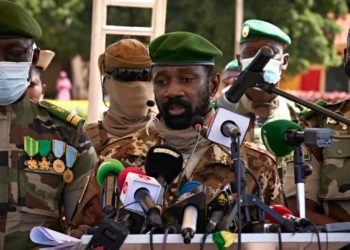 Transition au Mali: Le colonel Assimi Goïta aux commandes