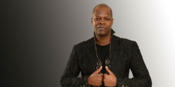 Amobé Mevégué: L’hommage de Paul et Chantal Biya