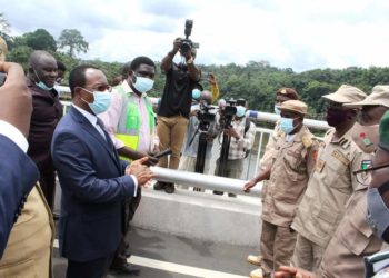 Coopération transfrontalière Cameroun-Nigeria: Ça circule sur le pont de la Cross River