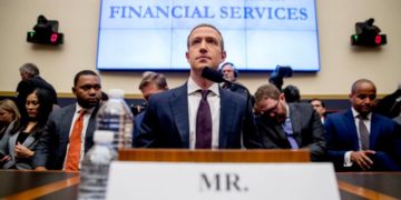 Panne Mondiale de Facebook : Mark Zuckerberg perd 6 milliards de dollars US