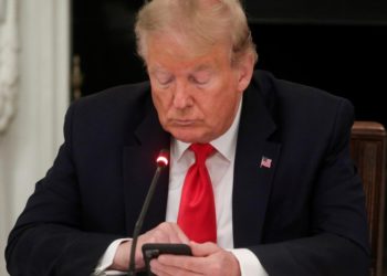 Réseaux sociaux: Donald Trump lance le « Truth Social »