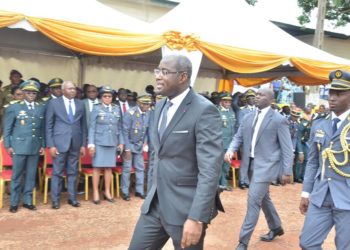 Lutte contre la corruption : le patron de la Gendarmerie frappe du poing sur la table !