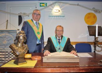 Présidentielle 2022 : Le Grand Orient de France plébiscite Emmanuel Macron