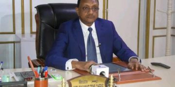 Tchad : Chérif Mahamat Zène, ministre des Affaires étrangères, jette l’éponge