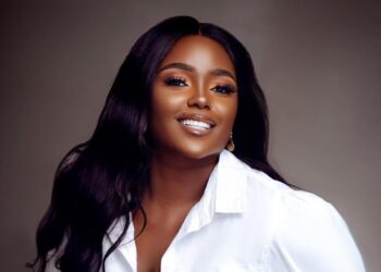 Nécrologie : Madame Cooper laisse la toile en pleurs