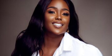 Nécrologie : Madame Cooper laisse la toile en pleurs