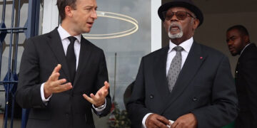 Cameroun : Un diplomate britannique en poste à Yaoundé se plaint des coupures d’eau