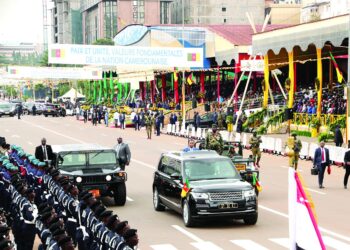 51e commémoration de l’État unitaire au Cameroun : parade militaire présidée par Paul Biya