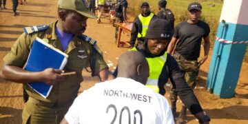 Cameroun: Recrutement annoncé de 2 000 commandos par l’armée