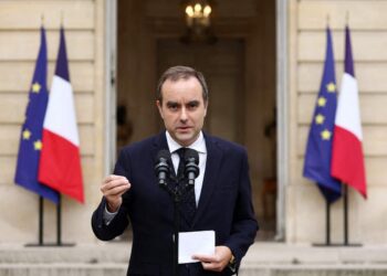 Démission de Sébastien Lecornu: La France dans l’incertitude