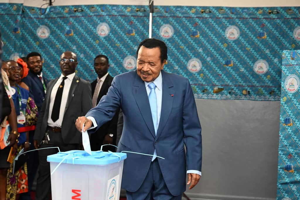 Cameroun: Paul Biya réélu pour un huitième mandat – Meyomessala ...