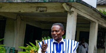 Décès en détention d’Anicet Ekane la disparition d’un pilier de l’opposition camerounaise plonge le pays dans l’émotion