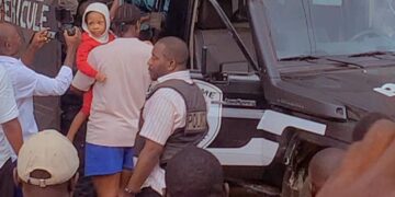 18 enfants séquestrés à Yaoundé : le Cameroun face à l’horreur d’un réseau qui opérait au grand jour